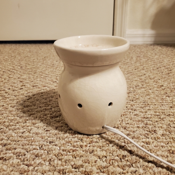 SCENTSY HEIRLOOM Full-Size Warmer RETIRED - Picture 6 of 7